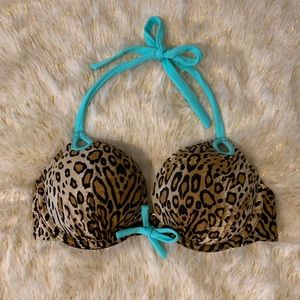 Victoria Secret Swim Top • 34C